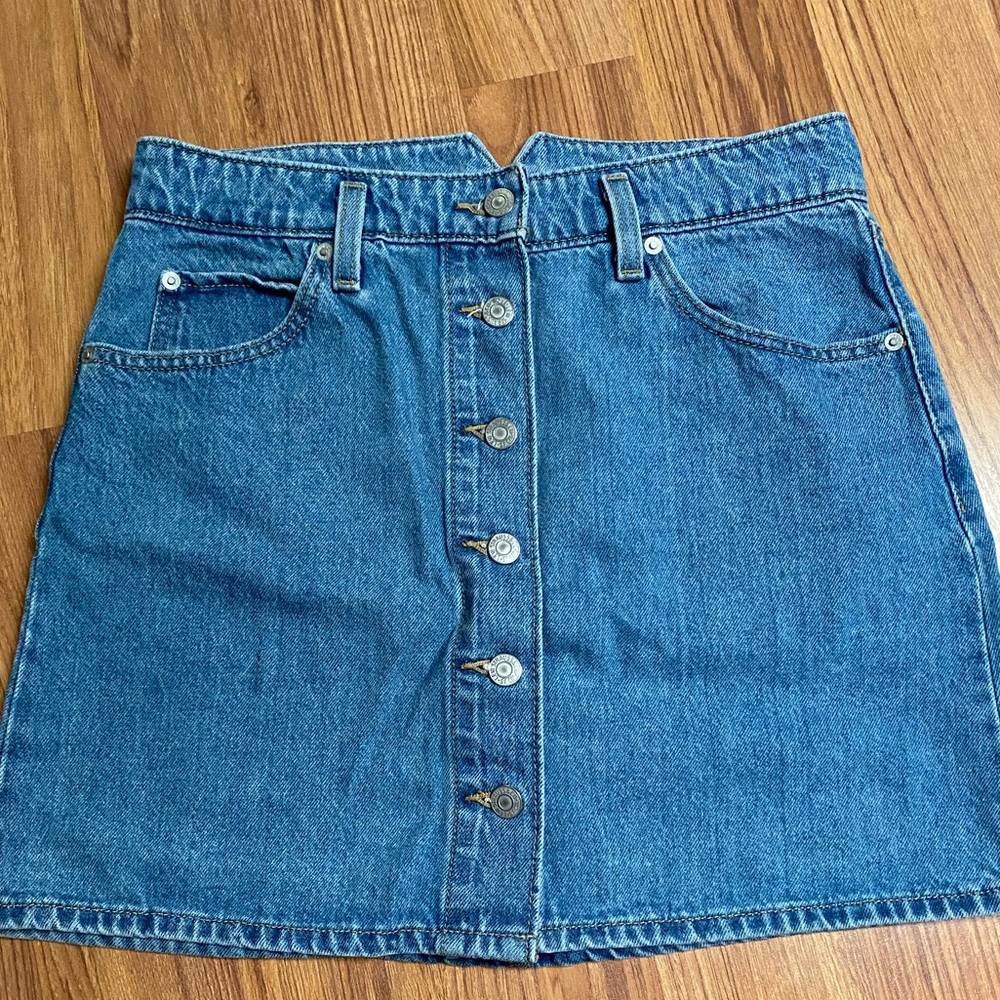 Levi’s Denim Skirt